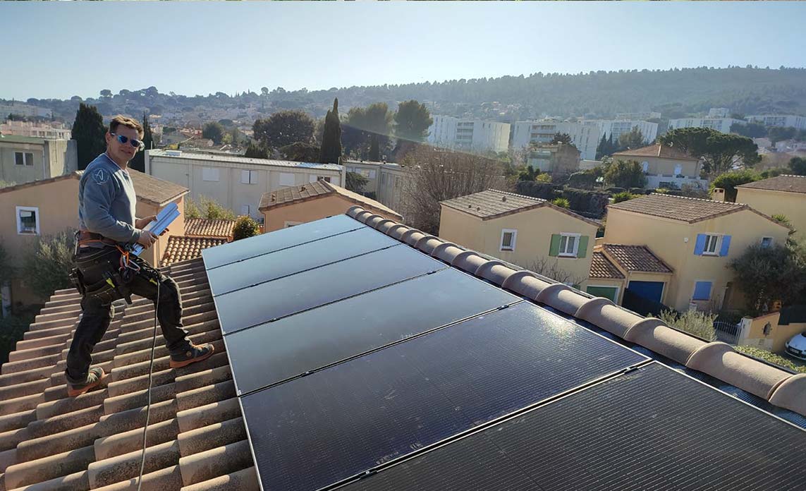 Installation panneaux solaires dans les Bouches du Rhône